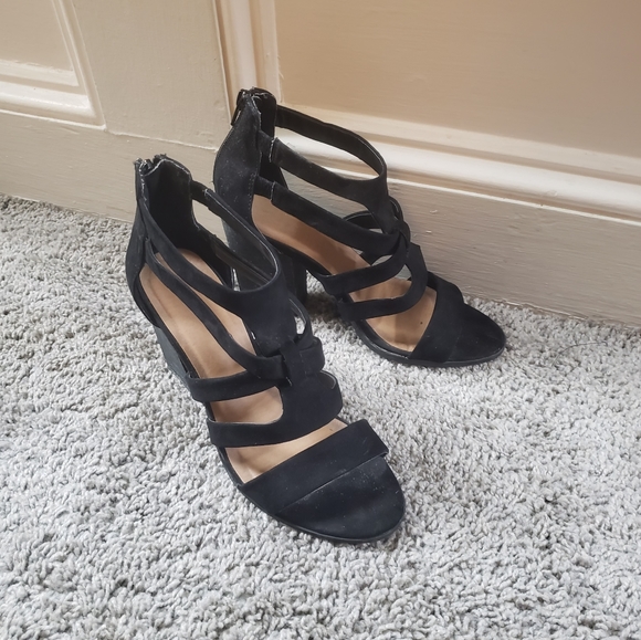 Melrose and Market "Rory" Strappy Block Heel Sandal - Black size 8.5 - Picture 4 of 9